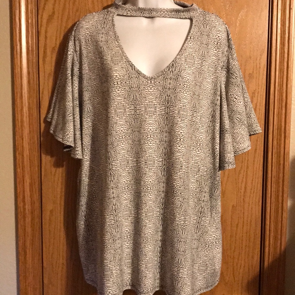 Worthington size 2X black/cream print shirt